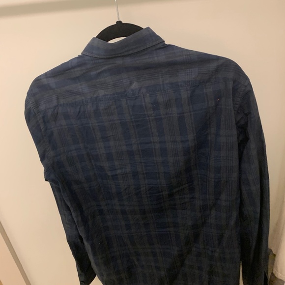 Slim Fit Hugo Boss Button Down Shirt - Picture 3 of 3